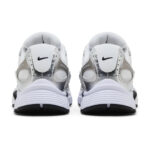 Nike V5 RNR 'Vast Grey' - Image 4