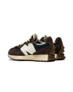 New Balance U 327 WVB Rich Earth - Image 4