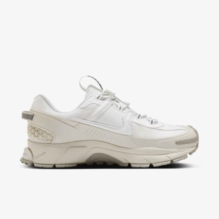 Nike Zoom Vomero Roam Summit White Light Bone Light Iron Ore